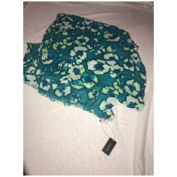 🌺SALE 🌺JUICY COUTURE BLUE WASHED HIBISCUS SCARF - Picture 3 of 8